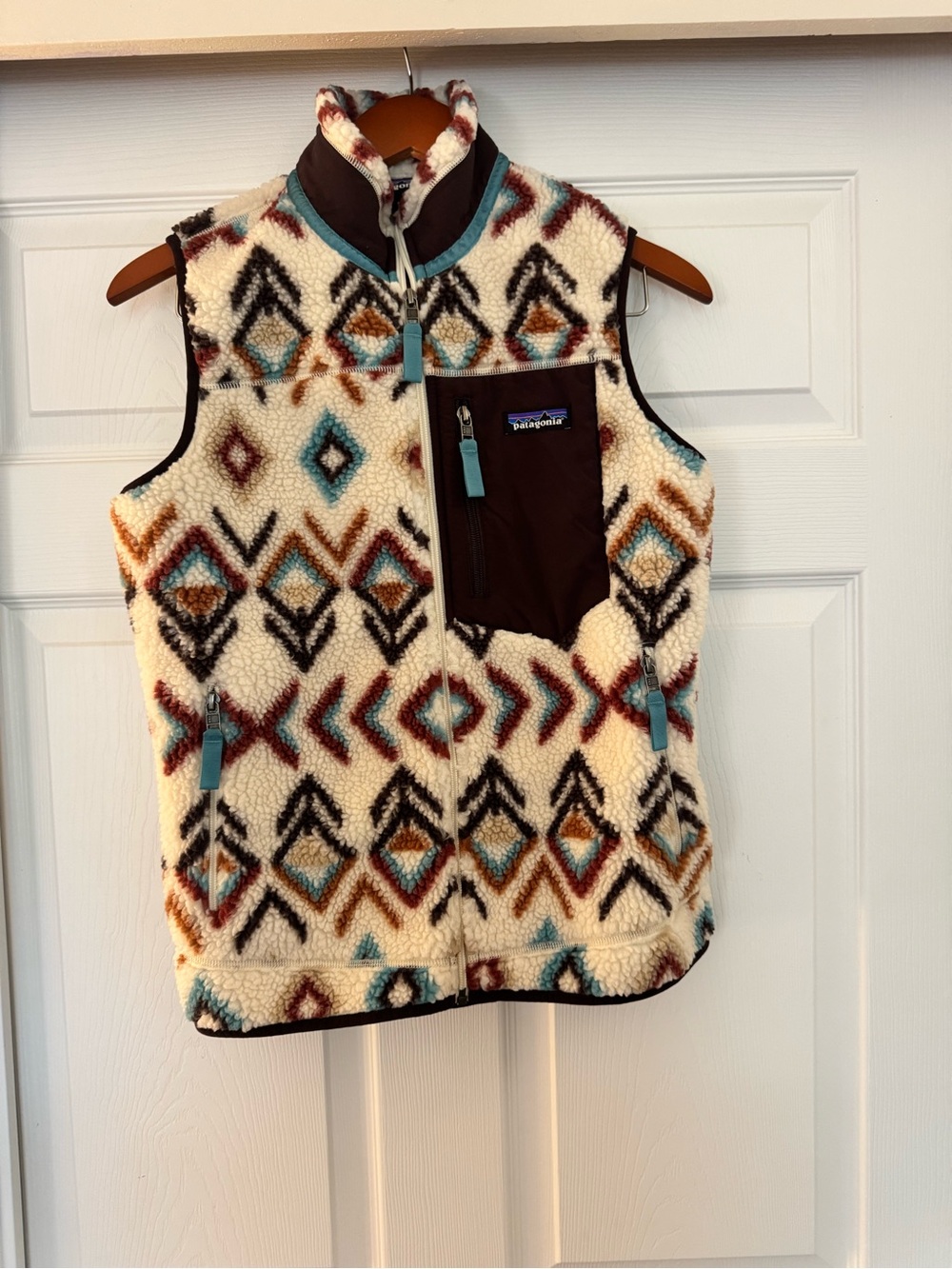 Patagonia Men’s Sherpa Zip Vest in Cream, Brown & Teal Accents